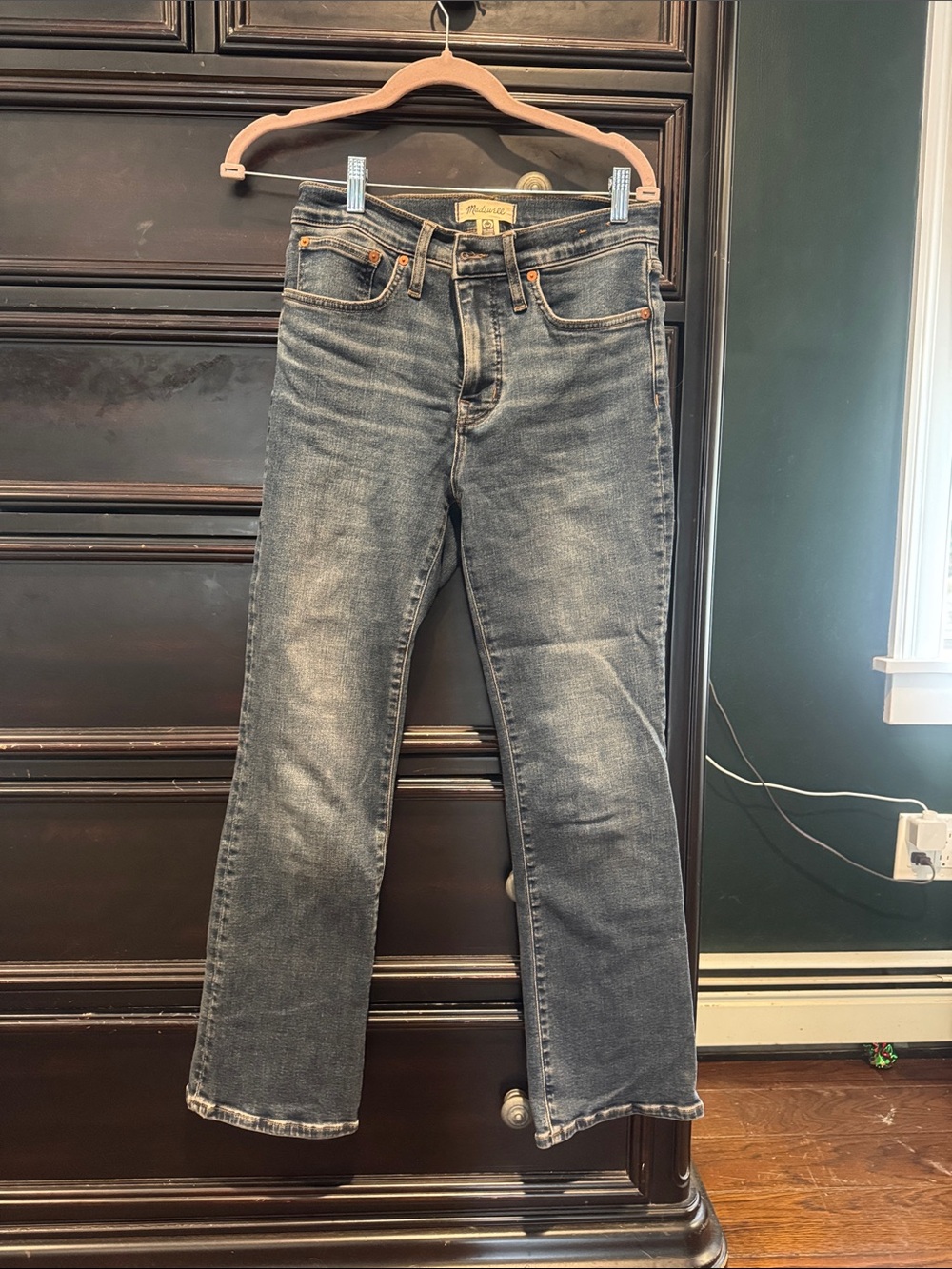 Madewell Flare Kick Out Jeans in Washed Blue